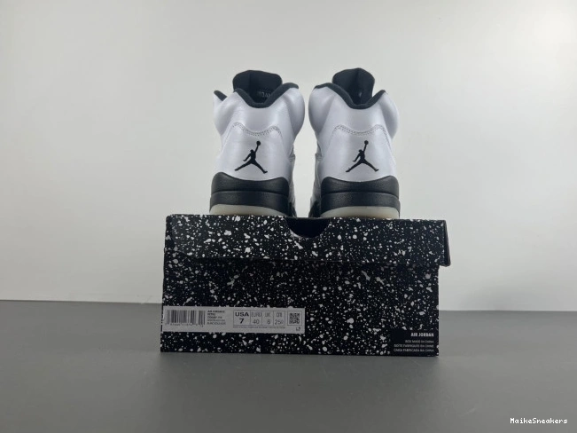 MaikeSneakers RETRO BLACK' JORDAN 'WHITE DD0587-110 5 AIR 0801